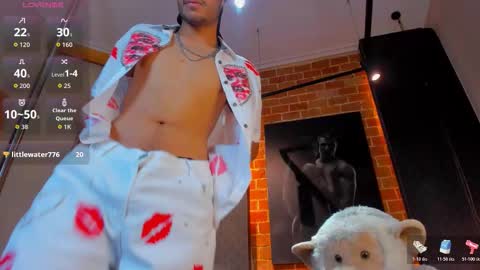 Snapshot of itszairen chatting on 02.14.26 itszairen online show from 02.14.26