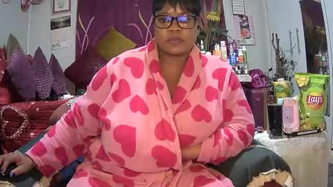 itumeleng74 online show from 11.12.25