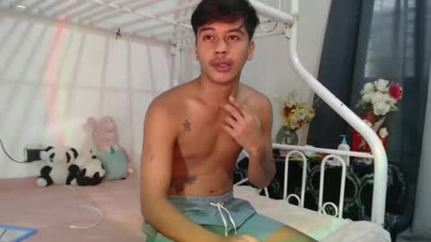 Snapshot of itzme_jhonfred chatting on 04.21.26 Jhonfred online show from 04.21.26