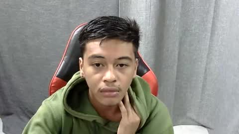 Snapshot of itzme_jhonfred chatting on 05.20.26 Jhonfred online show from 05.20.26