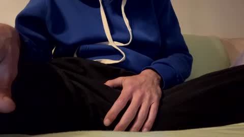 Iuuuf2 or Samel online show from 12.25.24