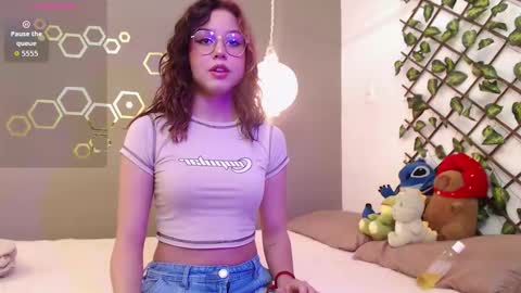 Adris online show from 10.18.25