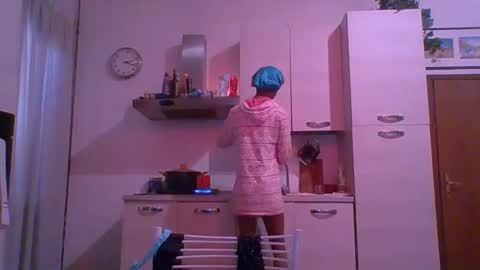 ivanaskats online show from 12.28.24