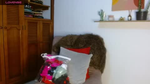 Snapshot of ivanna_dl chatting on 04.24.26 Ivanna online show from 04.24.26