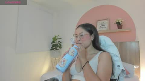 I V E T T E online show from 04.15.26