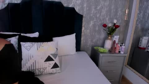 Snapshot of ivi_jones_ chatting on 04.25.26 Ivi jones online show from 04.25.26