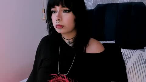 Snapshot of ivi_jones_ chatting on 05.02.26 Ivi jones online show from 05.02.26