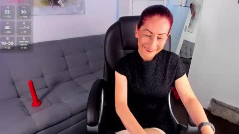 Snapshot of ivone_adams chatting on 05.30.26 Ivone Adams online show from 05.30.26