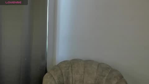 Snapshot of ivone_ashar chatting on 05.27.26 ivone_ashar online show from 05.27.26