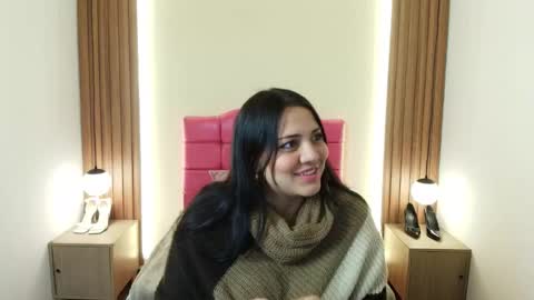 I V O N N E R O S S online show from 02.28.26