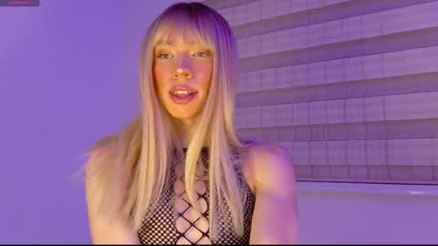 Snapshot of ivonnybonita_ chatting on 12.05.25 Ivonny online show from 12.05.25