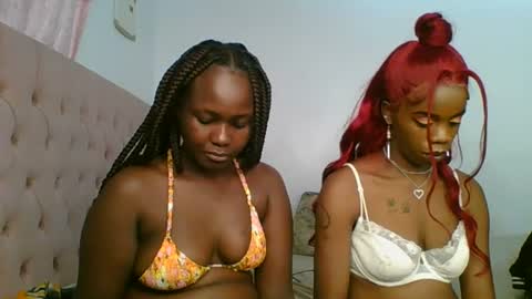 Snapshot of ivory_mae chatting on 07.19.26 ivory_mae online show from 07.19.26
