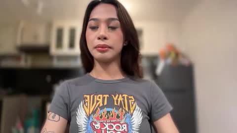 kirstenelsie online show from 11.21.25