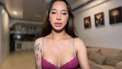 kirstenelsie online show from 05.05.26