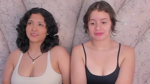 Ivy and Molly online show from 09.11.25