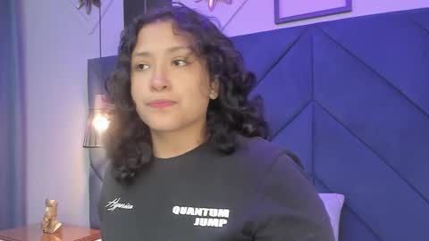 Ivy and Molly online show from 09.28.25