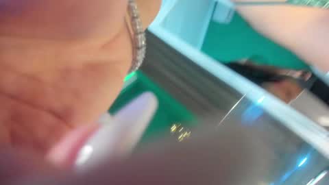 Snapshot of ivy_bellee chatting on 12.21.24 Ivy bellee online show from 12.21.24