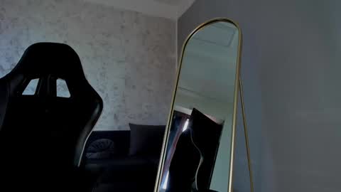 Snapshot of ivy_bellee chatting on 02.07.25 Ivy bellee online show from 02.07.25