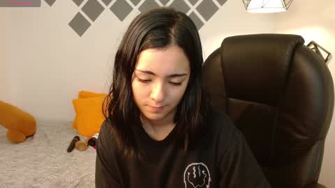 Snapshot of ivy_gail chatting on 12.28.24  IVY online show from 12.28.24