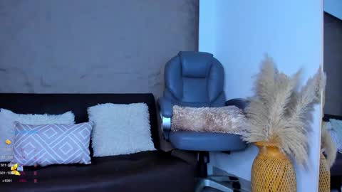 Daniela  online show from 12.12.24