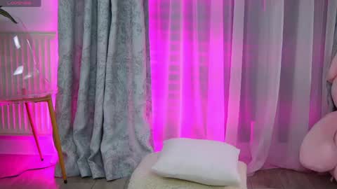 Ivy Myaa online show from 04.18.26