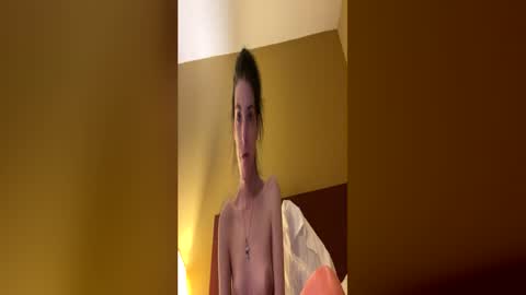 Snapshot of ivy_rose90 chatting on 06.03.26 ivy_rose90 online show from 06.03.26
