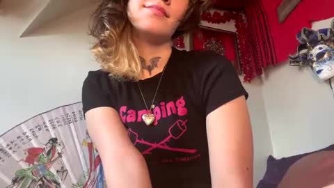 Snapshot of ivydevilll chatting on 05.28.26 IVY DEVILL online show from 05.28.26