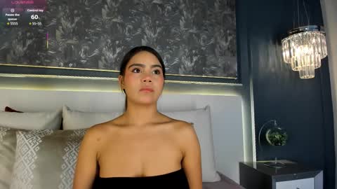 ivyellis online show from 10.21.25