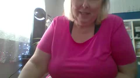 Snapshot of ivyjane3522 chatting on 06.07.26 ivyjane3522 online show from 06.07.26