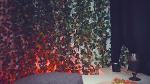 Miss Ivy online show from 12.27.24