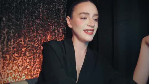 Miss Ivy online show from 03.01.25