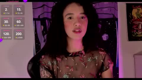 Snapshot of ivymanson_ chatting on 09.12.25 Camila online show from 09.12.25