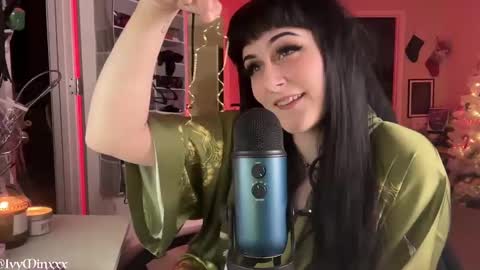 Ivy Minxxx online show from 12.27.24