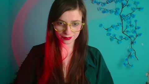 Snapshot of ivynoir_ chatting on 04.14.26 Ivy online show from 04.14.26