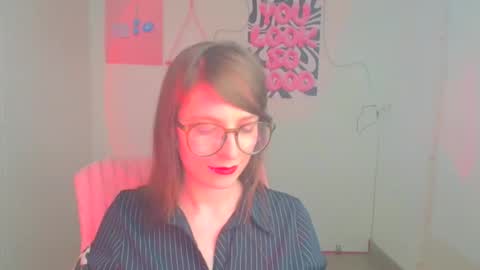 Snapshot of ivynoir_ chatting on 04.15.26 Ivy online show from 04.15.26