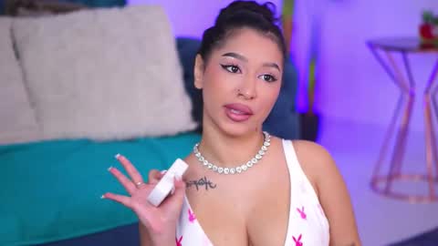 Ivy online show from 01.12.26