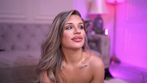 IvyRowa online show from 02.01.25