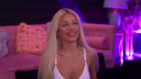 IvyRowa online show from 02.19.26