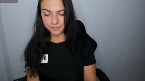 Snapshot of ivyy_scott chatting on 05.20.26 Ivvy online show from 05.20.26