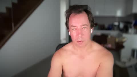 Snapshot of iwantuu2 chatting on 02.21.25 chat with me to find out online show from 02.21.25