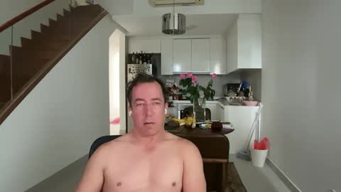 Snapshot of iwantuu2 chatting on 02.19.26 chat with me to find out online show from 02.19.26