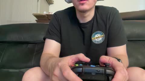 iwantyounow42069 online show from 04.04.26