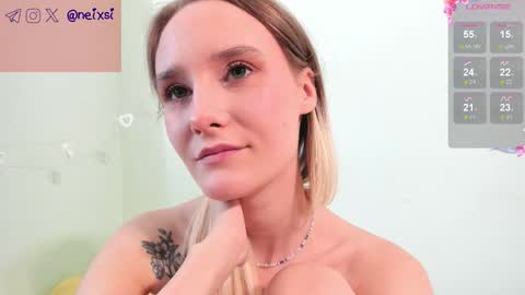 Snapshot of ixsi chatting on 09.21.25 Nina online show from 09.21.25