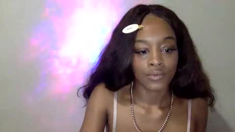 Snapshot of iysisfv chatting on 10.29.25 iysisfv online show from 10.29.25