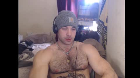 Snapshot of izak144 chatting on 02.10.25 izak144 online show from 02.10.25