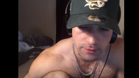 Snapshot of izak144 chatting on 02.24.25 izak144 online show from 02.24.25