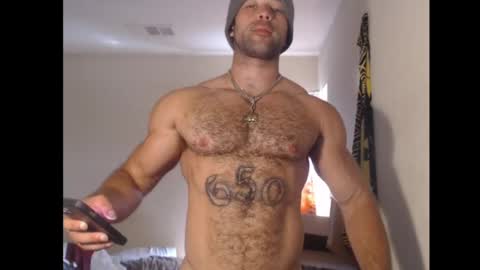 Snapshot of izak144 chatting on 09.24.25 izak144 online show from 09.24.25