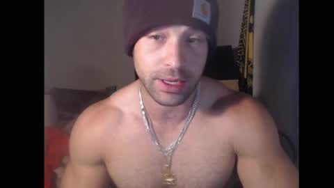 Snapshot of izak144 chatting on 12.19.25 izak144 online show from 12.19.25