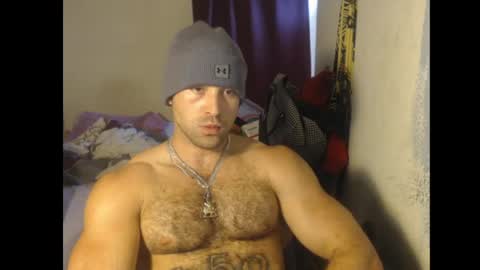 Snapshot of izak144 chatting on 04.29.26 izak144 online show from 04.29.26
