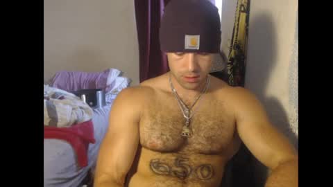 Snapshot of izak144 chatting on 05.29.26 izak144 online show from 05.29.26
